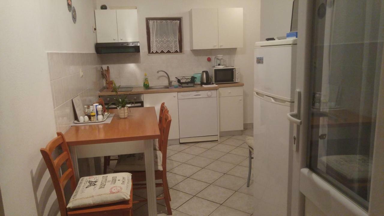 Vera Apartment 1 Rogoznica  Ngoại thất bức ảnh