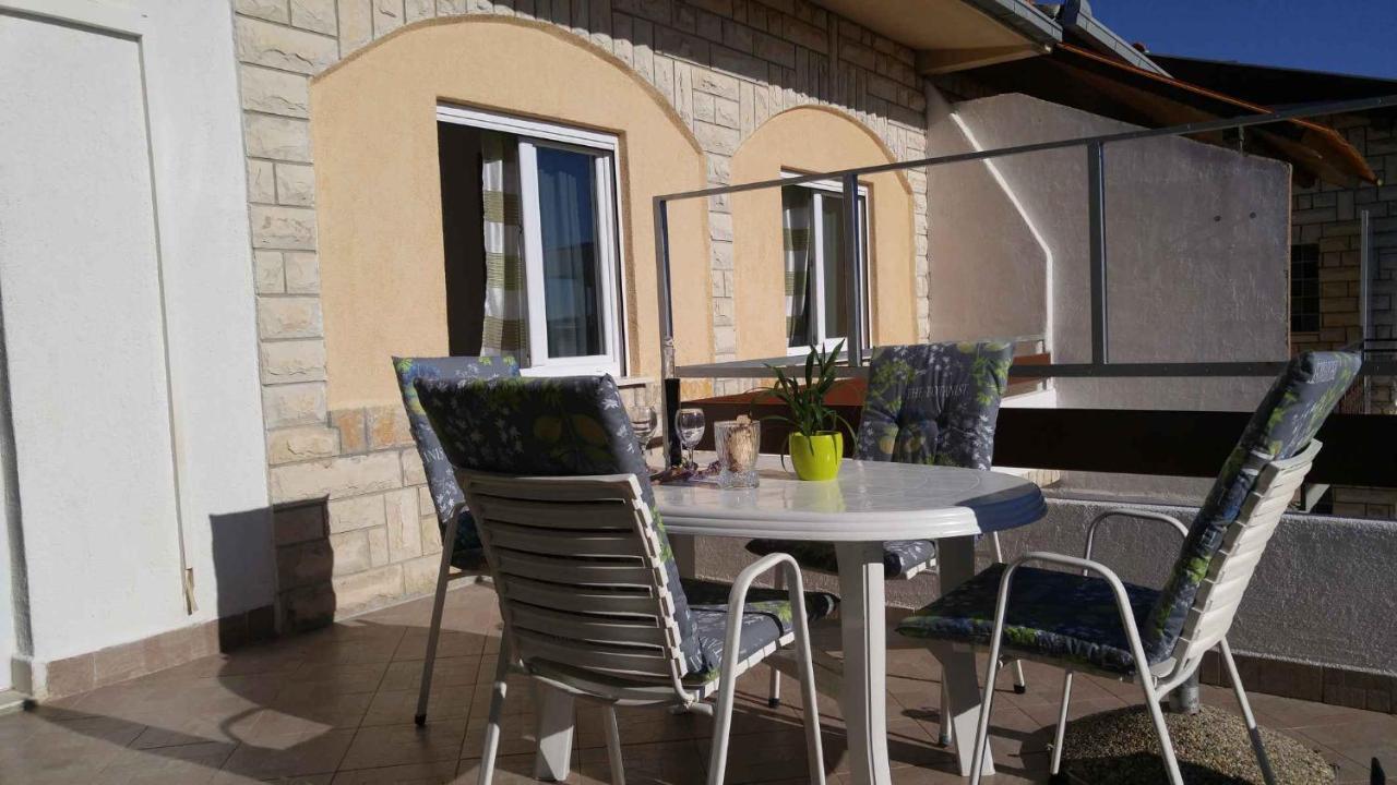 Vera Apartment 1 Rogoznica  Phòng bức ảnh